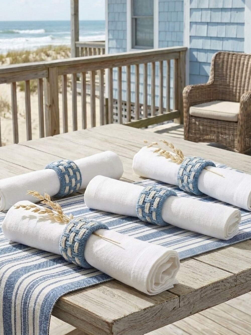 Set of 4 Pfaltzgraff Napkin Ring Holders - Blue White Knit Yarn Beach Coastal